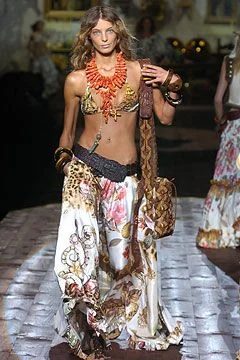 Look 3